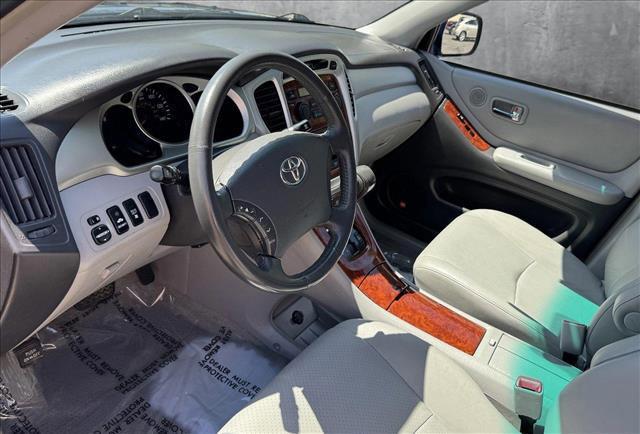 used 2006 Toyota Highlander car, priced at $11,798
