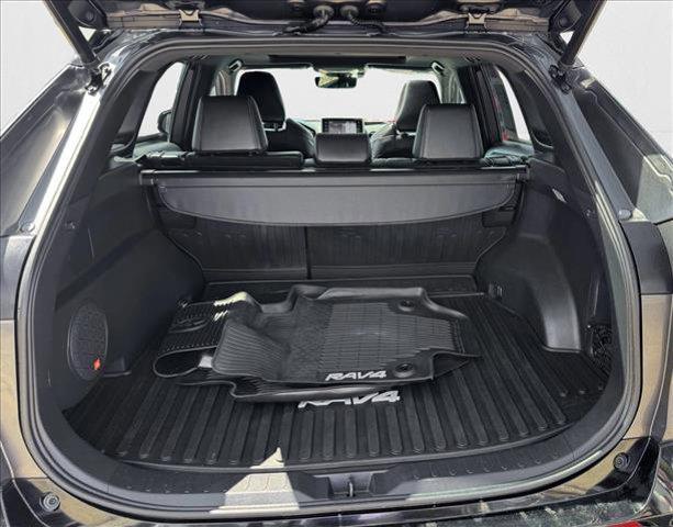 used 2020 Toyota RAV4 Hybrid car, priced at $32,798