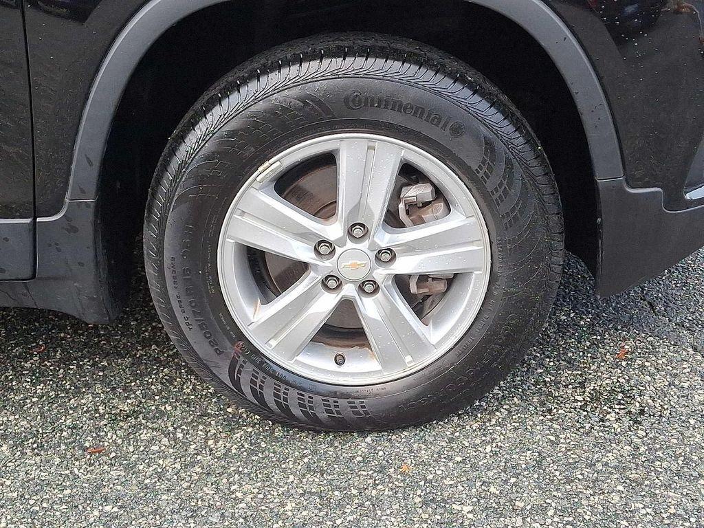 used 2022 Chevrolet Trax car, priced at $16,999