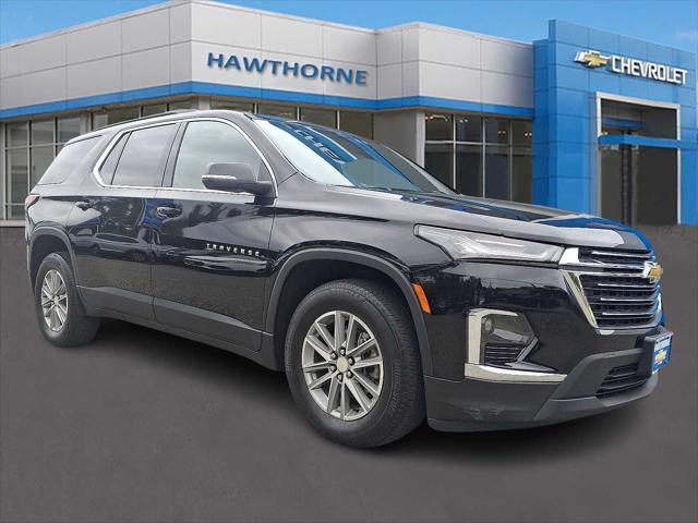 used 2023 Chevrolet Traverse car, priced at $33,111