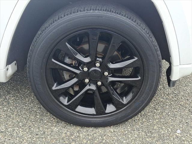 used 2020 Jeep Grand Cherokee car, priced at $22,900