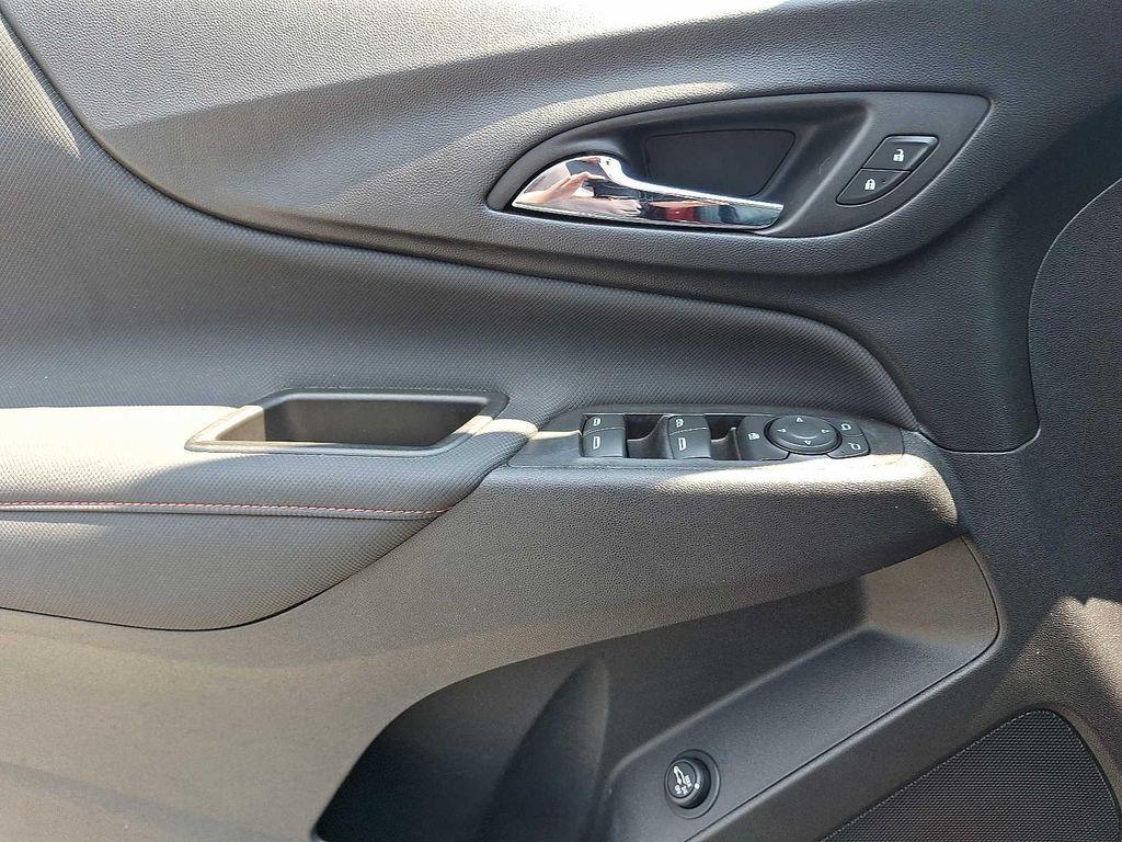 used 2022 Chevrolet Equinox car, priced at $21,625