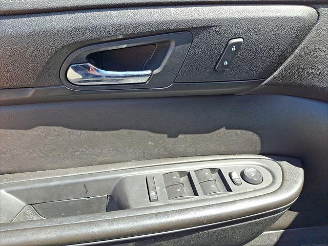 used 2017 Chevrolet Traverse car, priced at $9,999