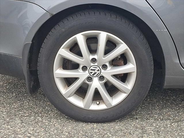 used 2010 Volkswagen Jetta car, priced at $3,999