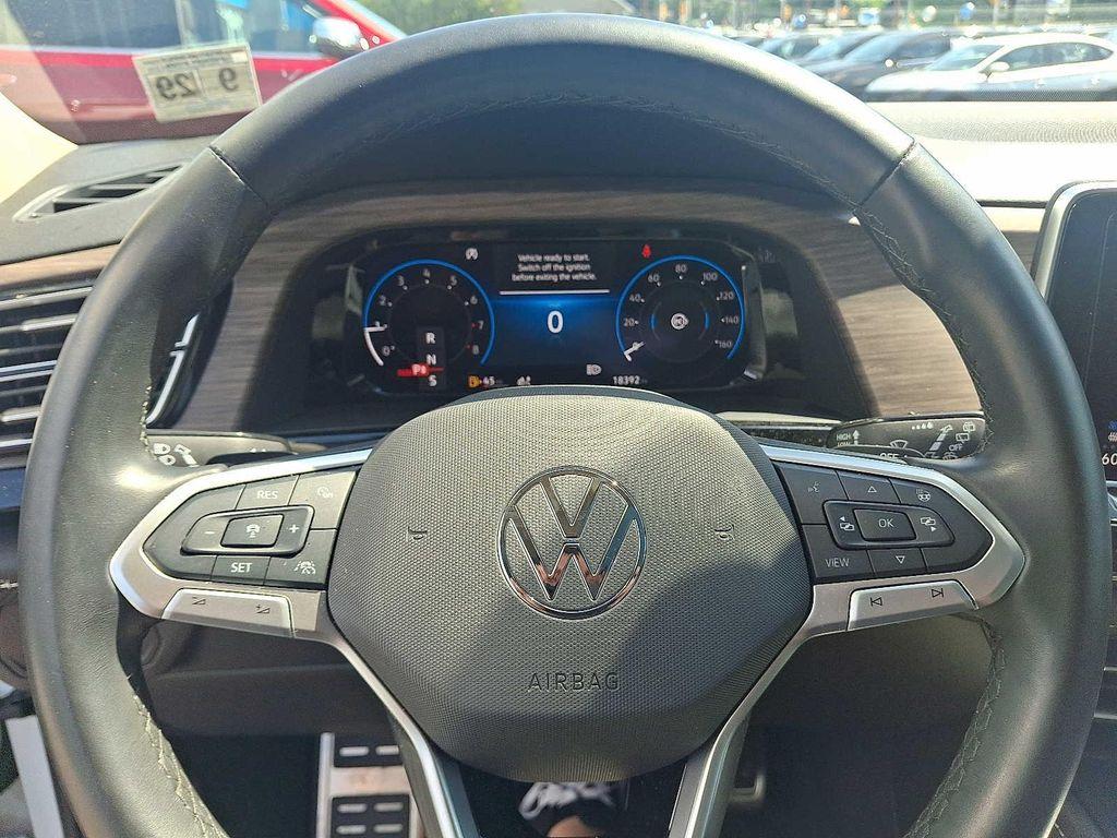used 2024 Volkswagen Atlas car, priced at $38,995