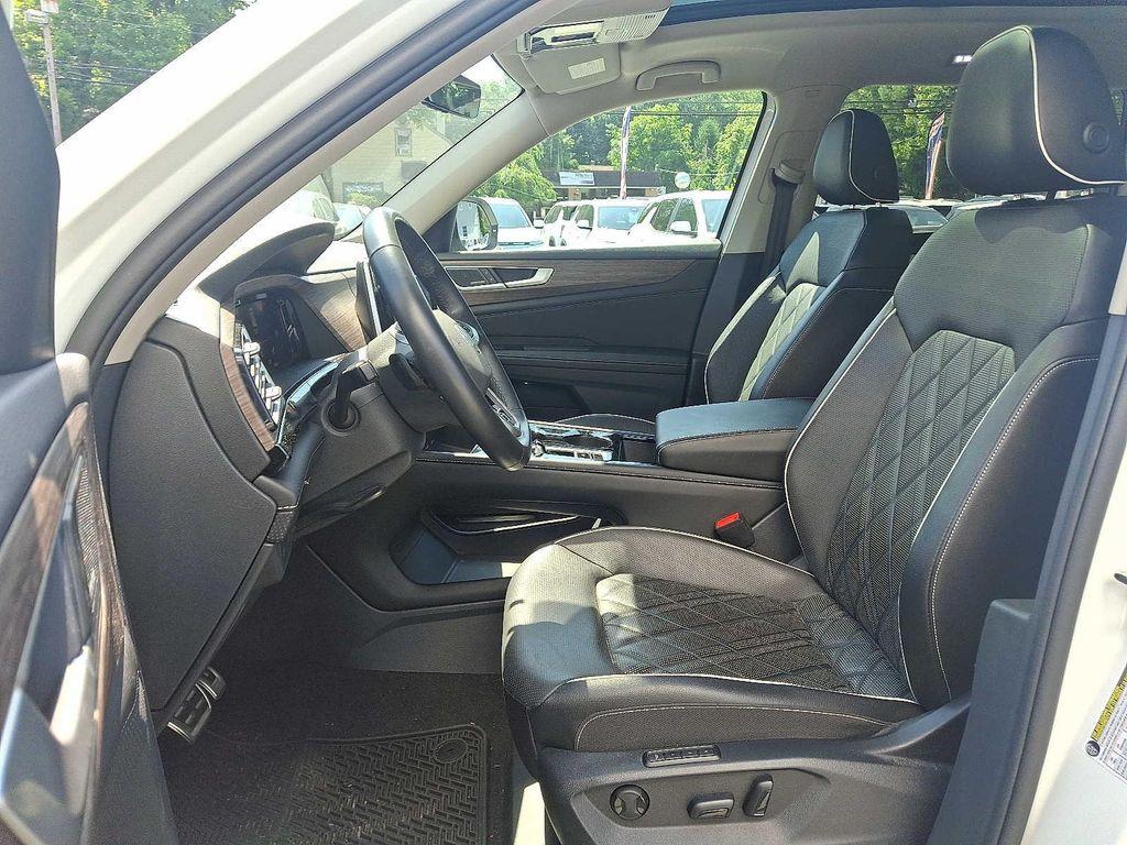 used 2024 Volkswagen Atlas car, priced at $38,995