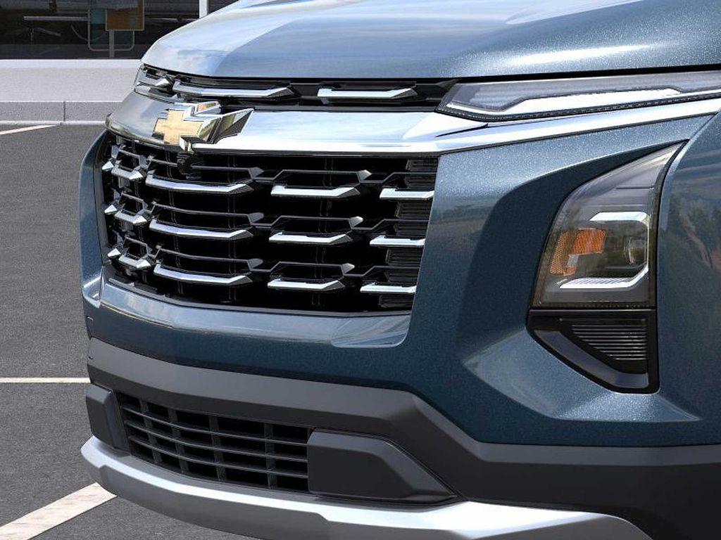 new 2026 Chevrolet Equinox car, priced at $31,995