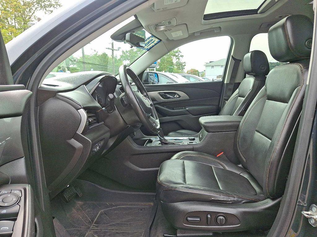 used 2018 Chevrolet Traverse car, priced at $19,200