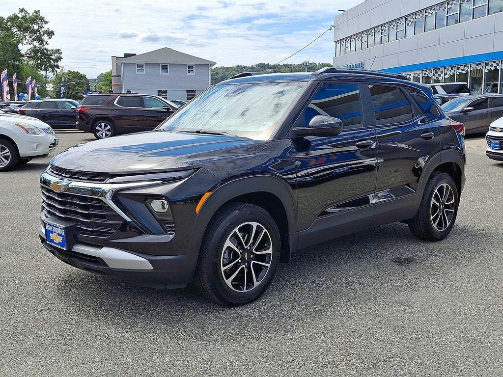 used 2024 Chevrolet TrailBlazer car, priced at $25,995