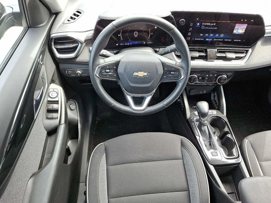 used 2024 Chevrolet TrailBlazer car, priced at $25,995