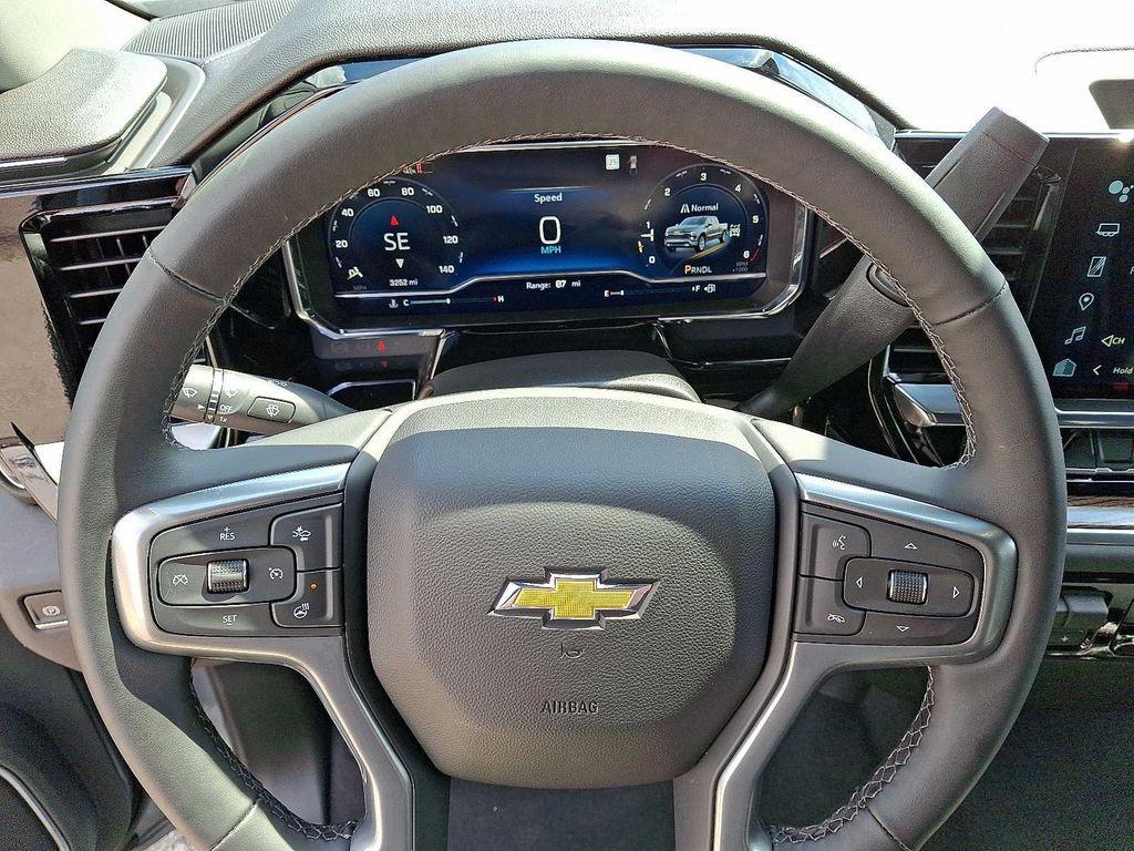 new 2025 Chevrolet Silverado 1500 car, priced at $52,000