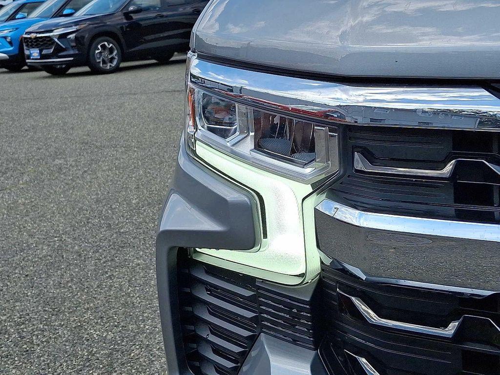 new 2025 Chevrolet Silverado 1500 car, priced at $52,000