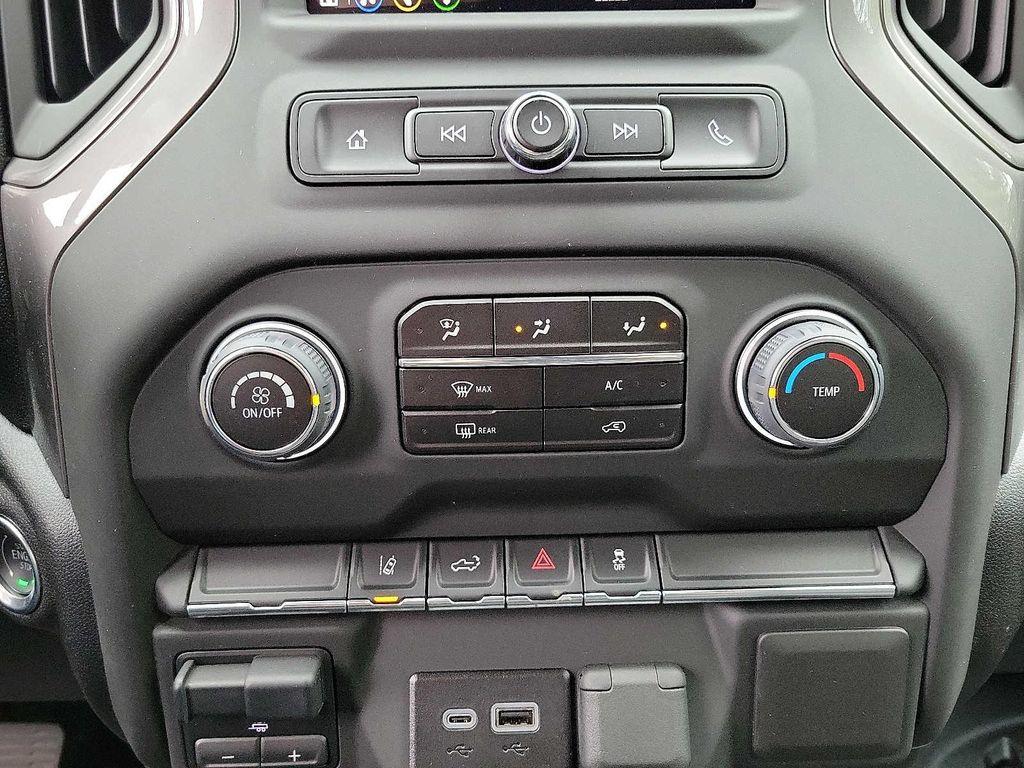 new 2024 Chevrolet Silverado 2500 car, priced at $49,488