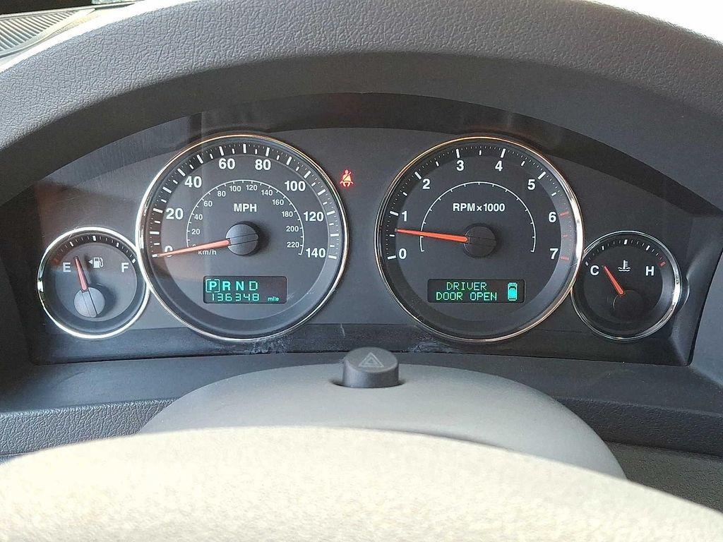 used 2007 Jeep Grand Cherokee car, priced at $5,495