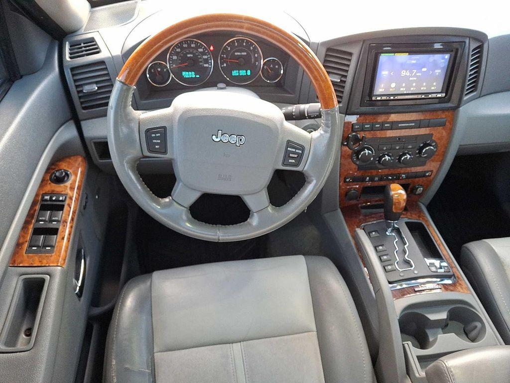 used 2007 Jeep Grand Cherokee car, priced at $5,495