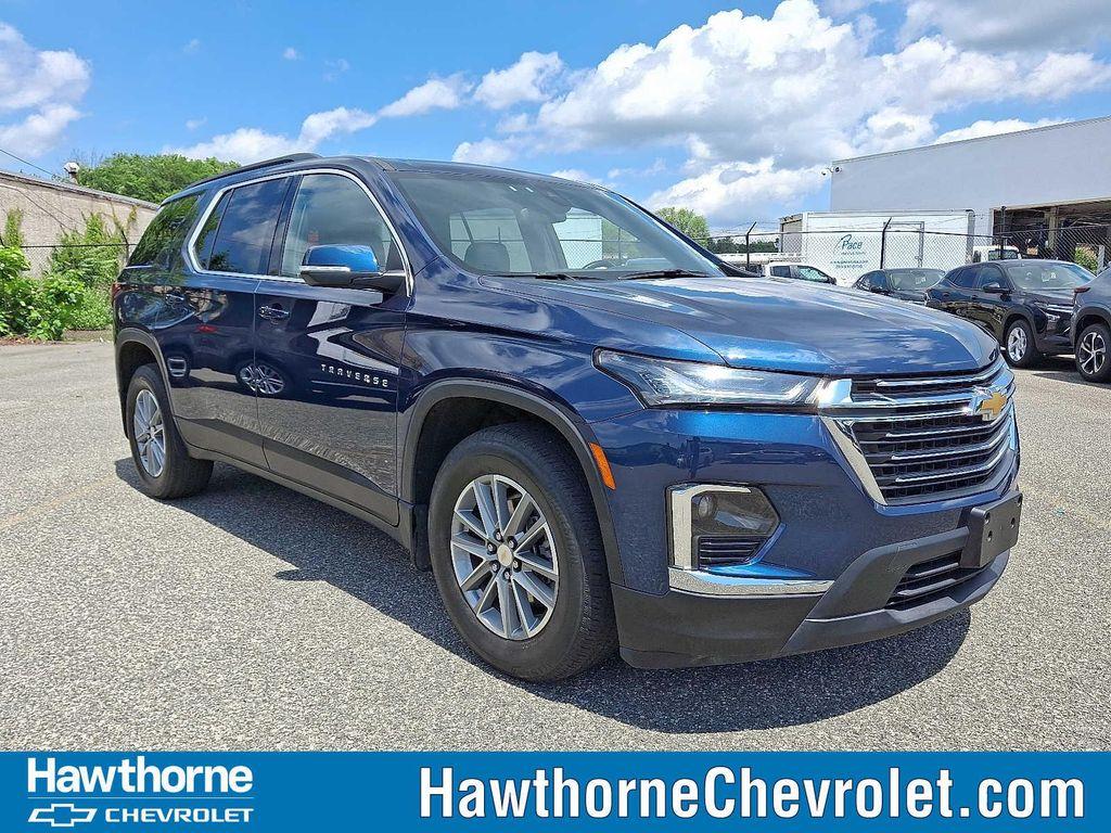 used 2023 Chevrolet Traverse car, priced at $32,300