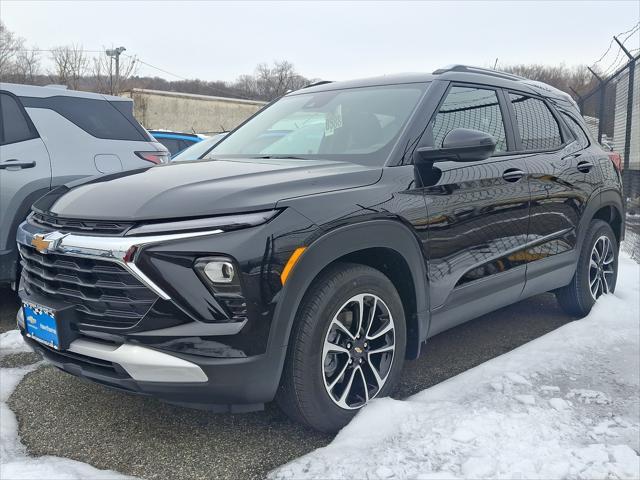 new 2025 Chevrolet TrailBlazer car, priced at $25,724