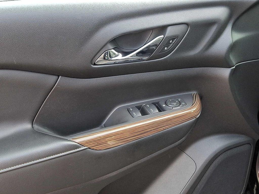 used 2018 GMC Acadia car, priced at $15,995