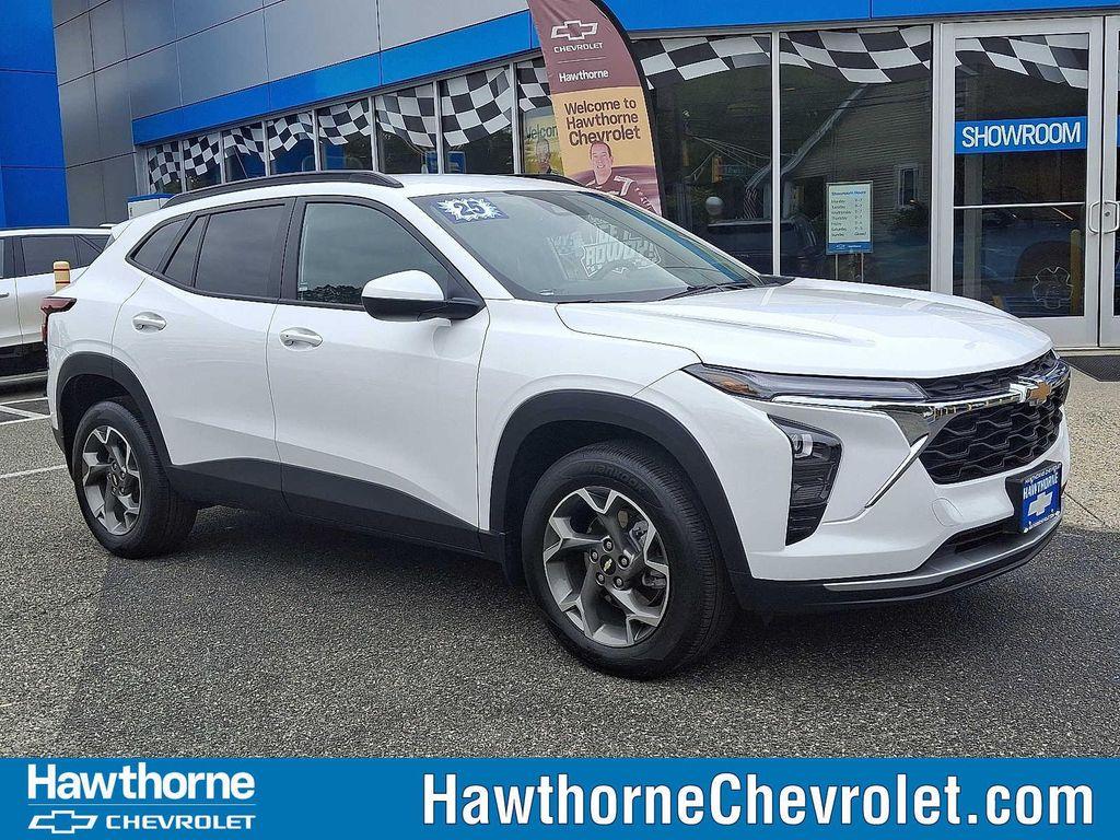 used 2025 Chevrolet Trax car, priced at $24,250
