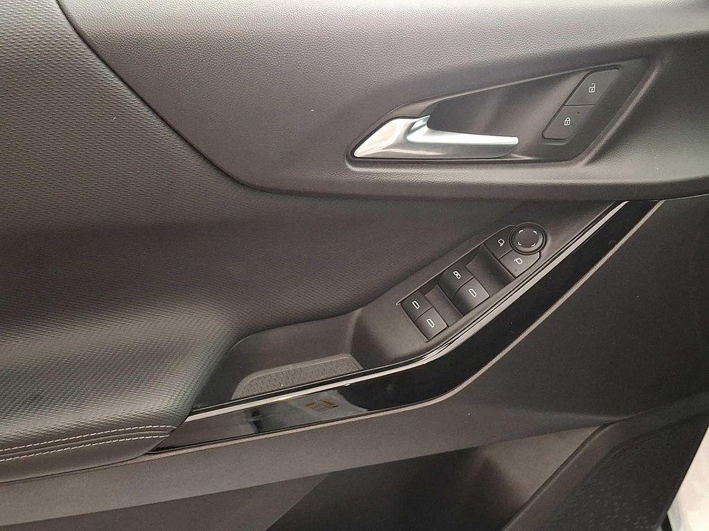 used 2025 Chevrolet Equinox car, priced at $28,699
