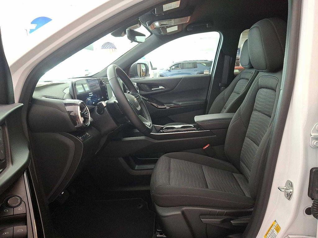 used 2025 Chevrolet Equinox car, priced at $28,699