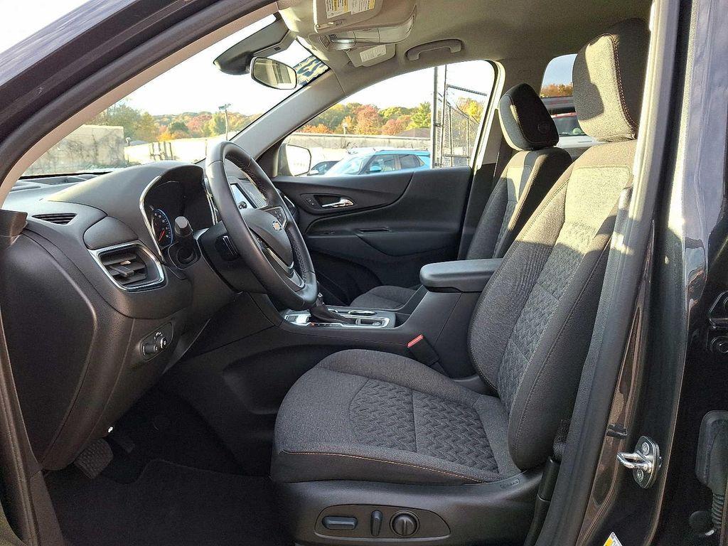used 2023 Chevrolet Equinox car, priced at $20,399