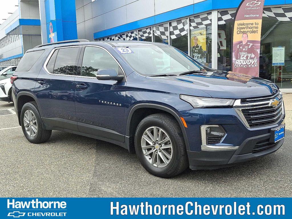 used 2023 Chevrolet Traverse car, priced at $31,450