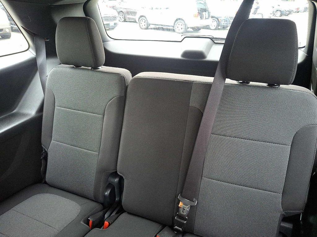 used 2023 Chevrolet Traverse car, priced at $31,450
