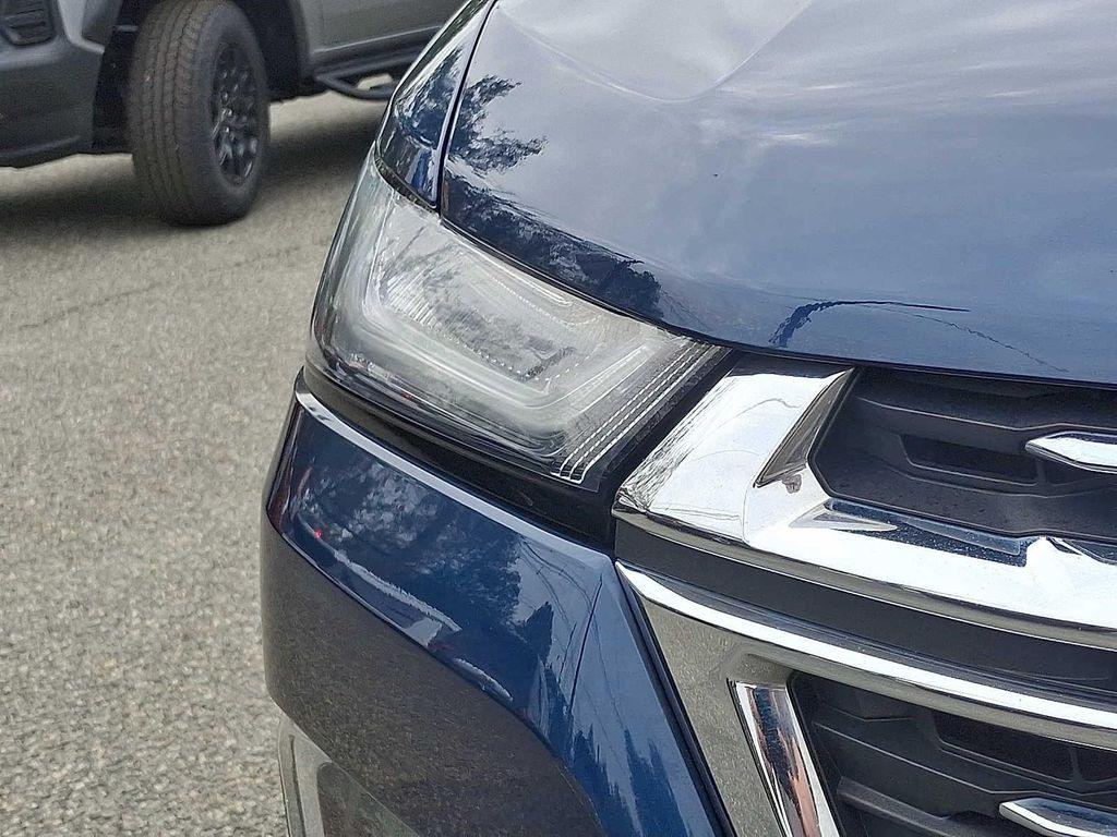 used 2023 Chevrolet Traverse car, priced at $31,450
