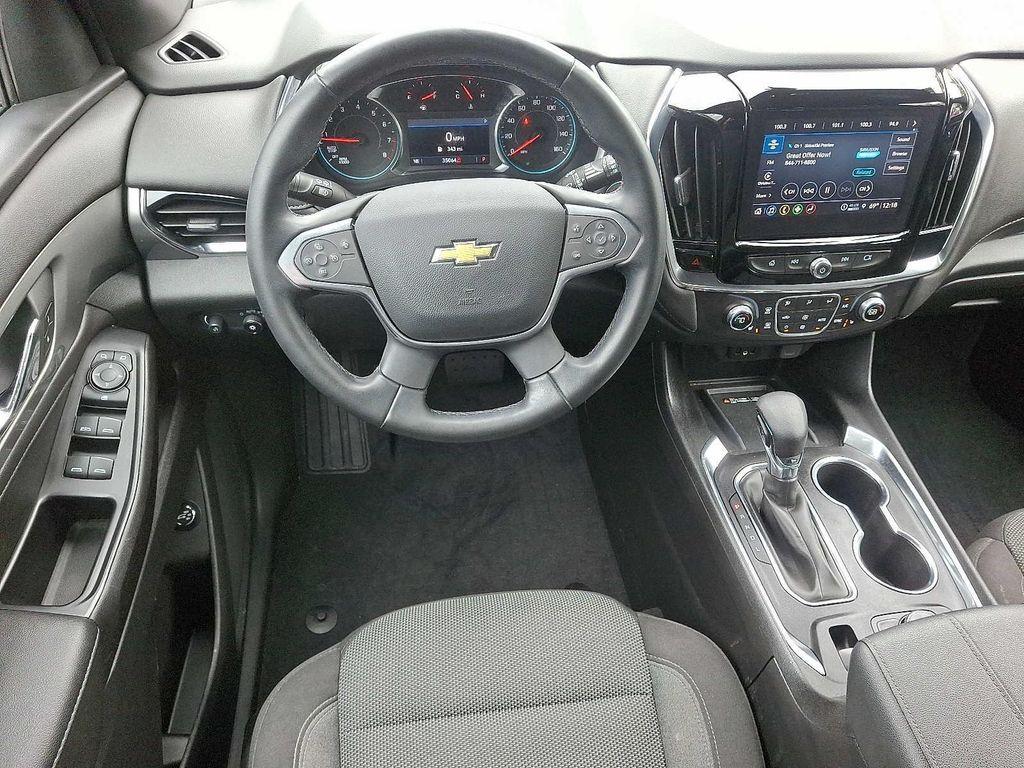 used 2023 Chevrolet Traverse car, priced at $31,450