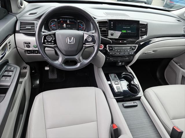 used 2022 Honda Pilot car, priced at $33,000