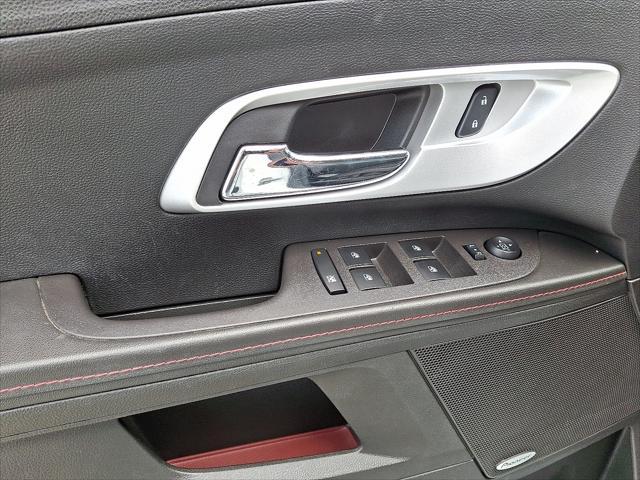used 2015 Chevrolet Equinox car, priced at $10,000
