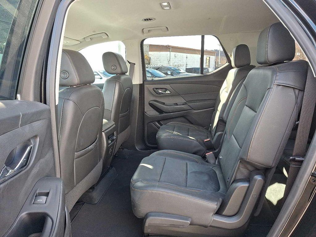 used 2020 Chevrolet Traverse car, priced at $20,990