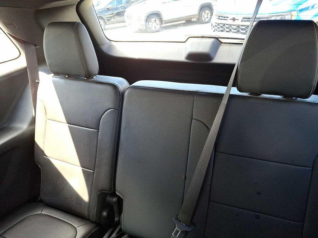 used 2023 Chevrolet Traverse car, priced at $32,999