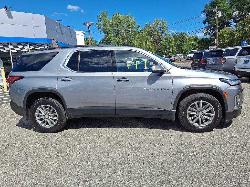 used 2023 Chevrolet Traverse car, priced at $32,999