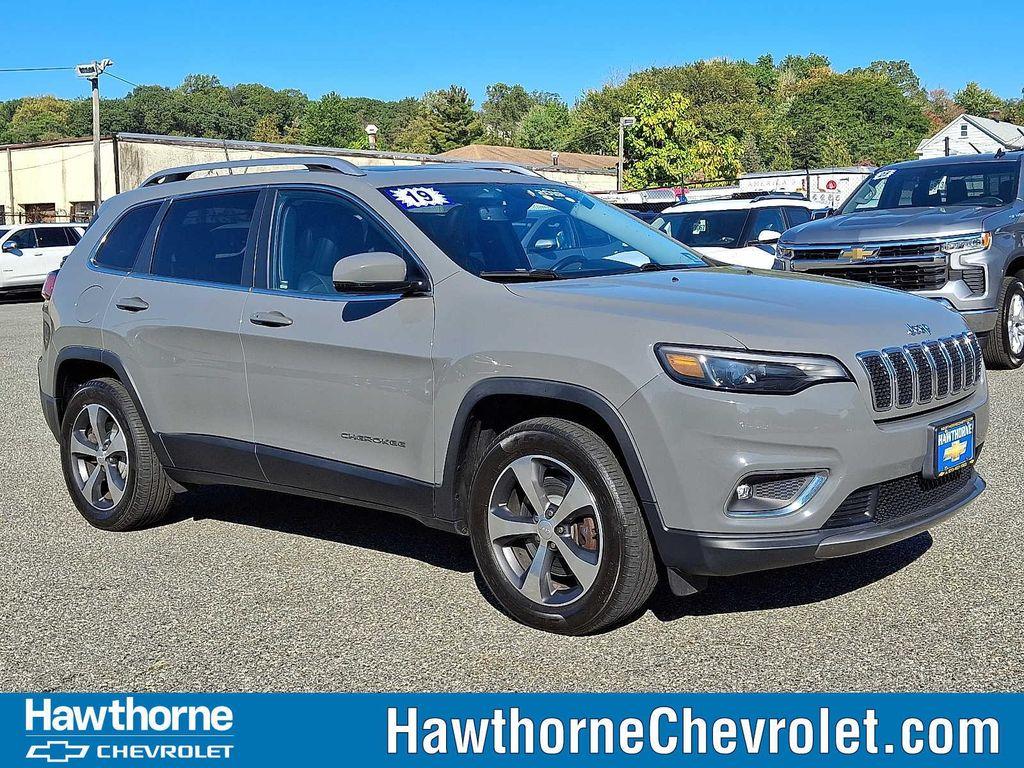 used 2019 Jeep Cherokee car, priced at $14,995