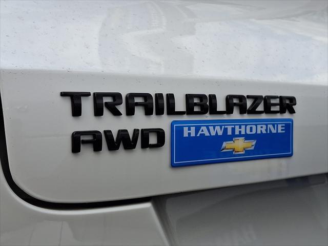 new 2025 Chevrolet TrailBlazer car, priced at $35,890