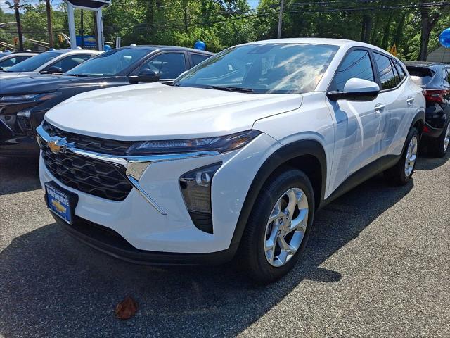 new 2025 Chevrolet Trax car, priced at $22,285