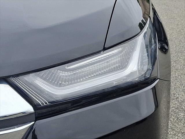used 2023 Chevrolet Traverse car, priced at $30,700