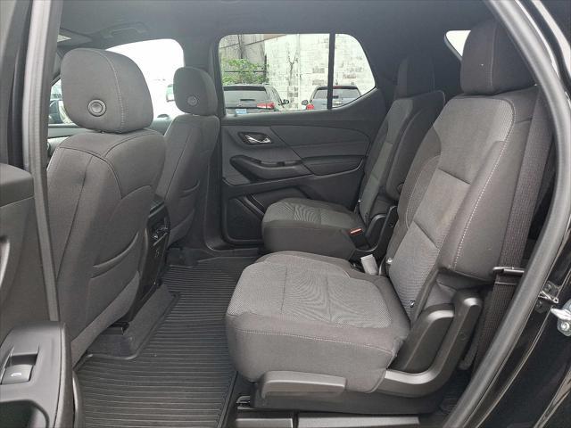 used 2023 Chevrolet Traverse car, priced at $30,700