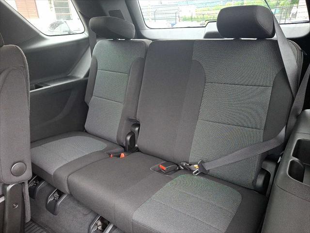 used 2023 Chevrolet Traverse car, priced at $30,700