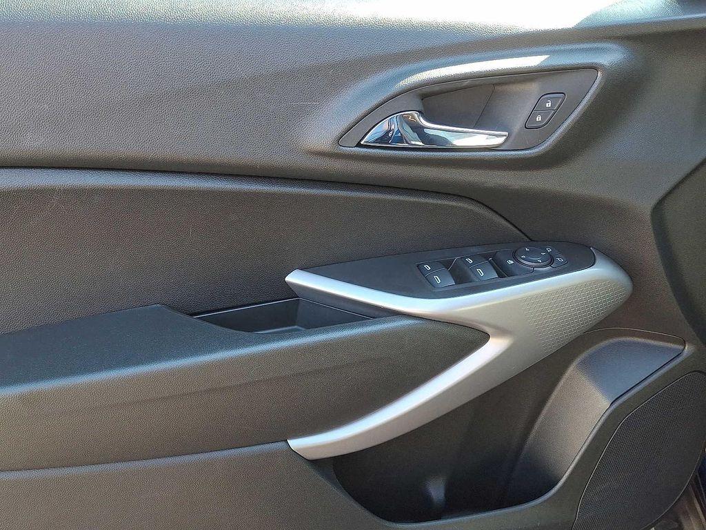 used 2024 Chevrolet Trax car, priced at $20,900