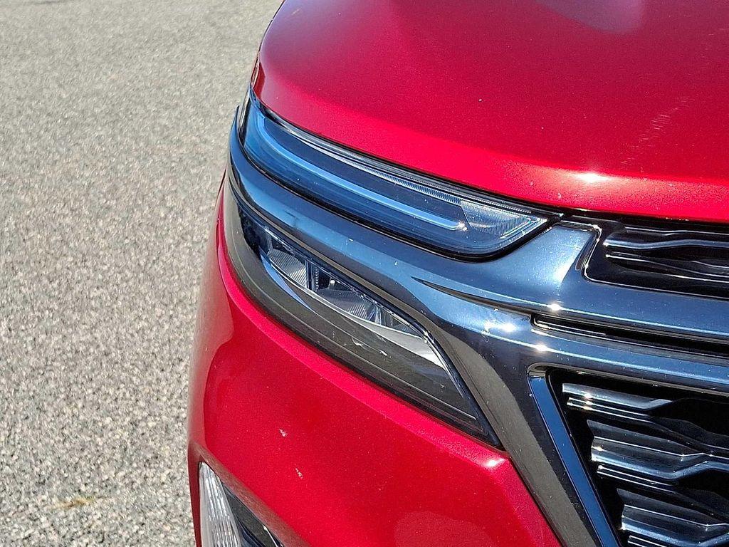 used 2022 Chevrolet Equinox car, priced at $22,395