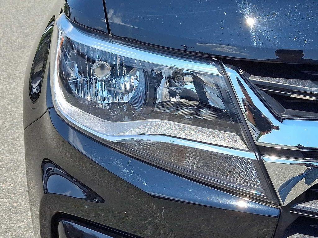 used 2022 Chevrolet Colorado car, priced at $27,295