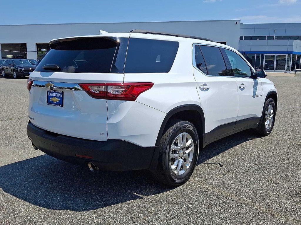 used 2021 Chevrolet Traverse car, priced at $21,350
