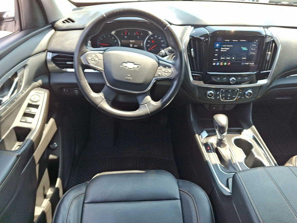 used 2021 Chevrolet Traverse car, priced at $21,350