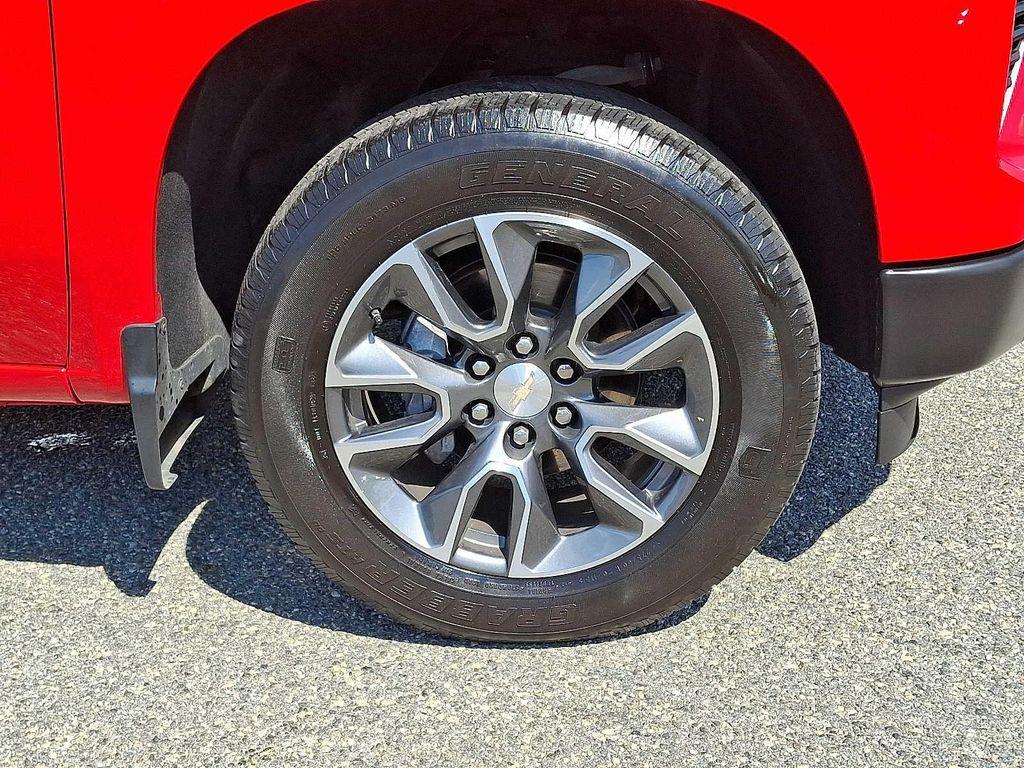 used 2022 Chevrolet Silverado 1500 car, priced at $38,110