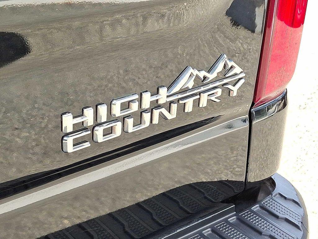 used 2022 Chevrolet Silverado 1500 car, priced at $41,999
