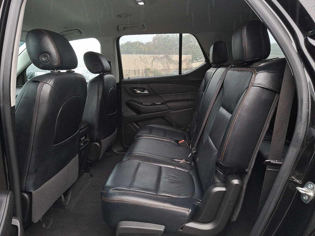 used 2019 Chevrolet Traverse car, priced at $20,325