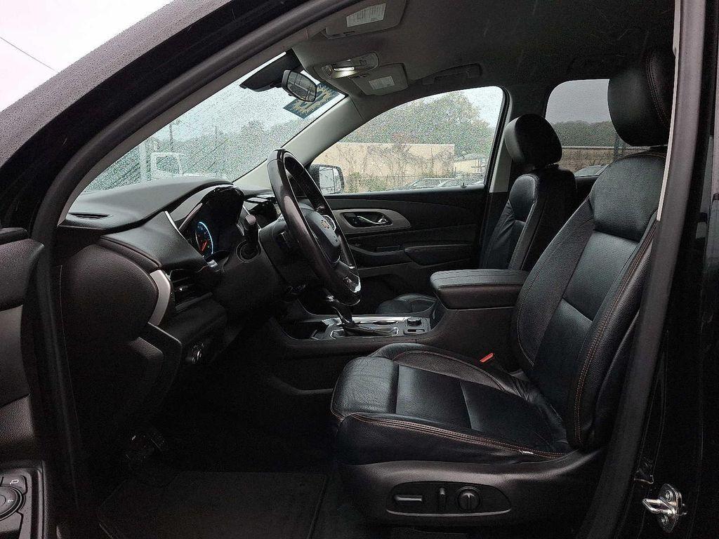 used 2019 Chevrolet Traverse car, priced at $20,325